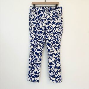 Dana Buchman blue floral white jeans size 6
